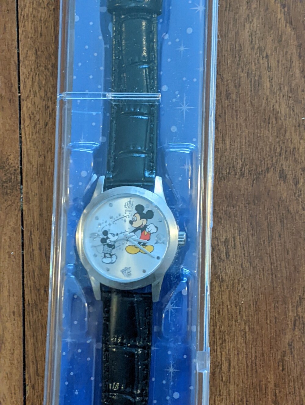 Mickey Mouse Watch - Picture 2 of 6